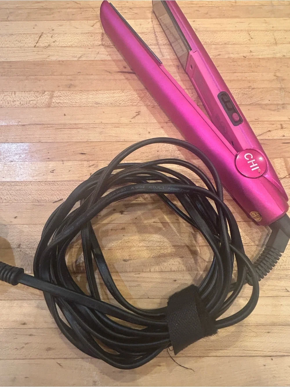 Miss Universe Pink Titanium Hairstyling Iron